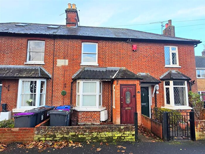 2 Bedroom Cottage For Sale In Chain Free- London Road, Buntingford, SG9