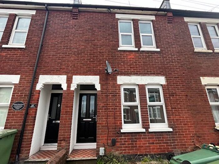 3 Bedroom Property To Rent In The Mount, Romsey Road, Shirley, Southampton, SO16