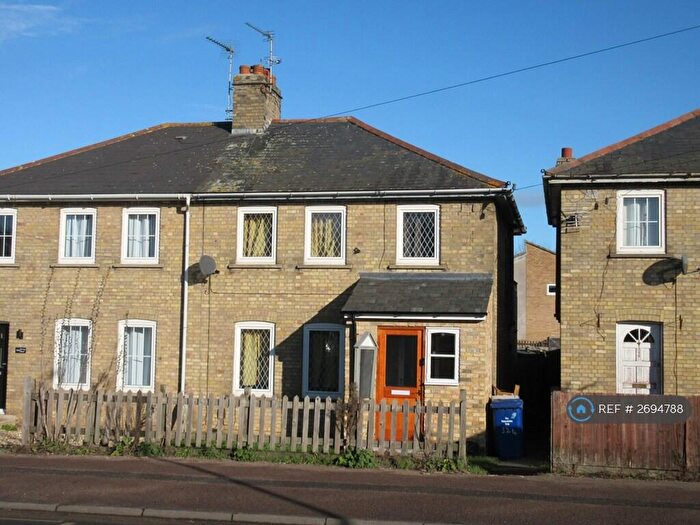 3 Bedroom Semi Detached House To Rent In Exning Road, Newmarket, CB8
