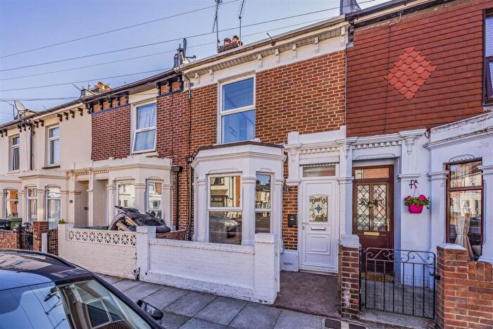 3 Bedroom Terraced House For Sale In Highgate Road, Portsmouth, PO3