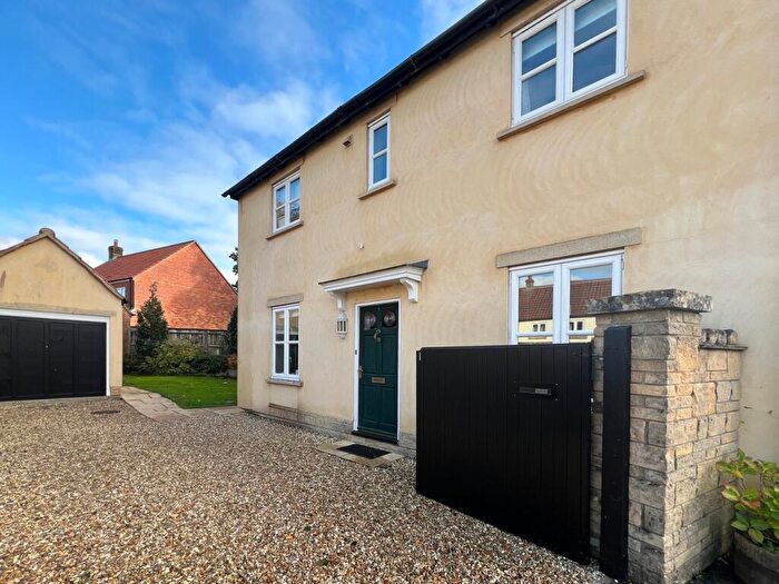 3 Bedroom Detached House For Sale In Ash Grove, Shepton Mallet, BA4