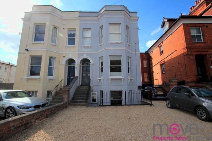 2 Bedroom Flat To Rent In Old Bath Road, Leckhampton, Cheltenham, GL53