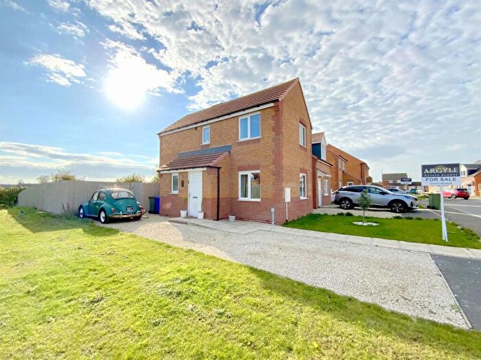 2 Bedroom Terraced House For Sale In Sidings Road, Grimsby, DN31
