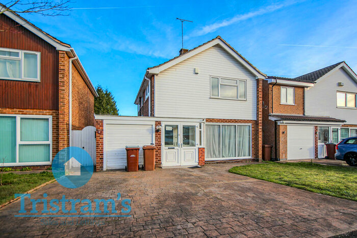 3 Bedroom Detached House To Rent In Woodbank Drive, Nottingham, NG8