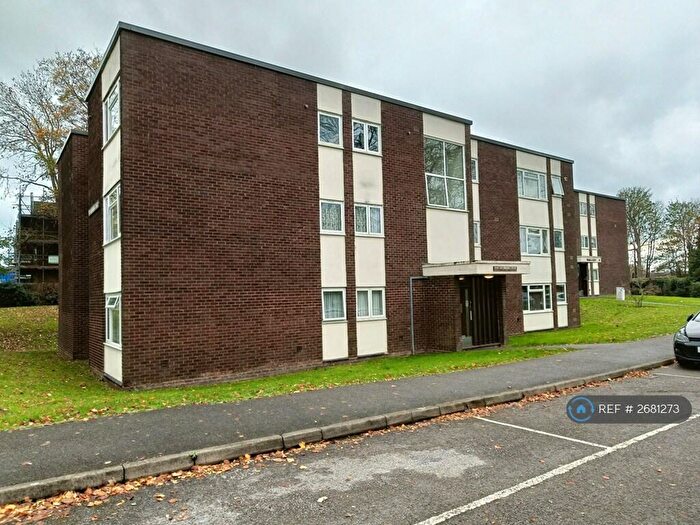 2 Bedroom Flat To Rent In New Colebrooke Court, Carshalton, SM5