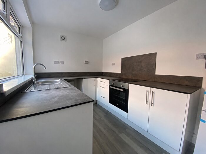 3 Bedroom Semi-Detached House To Rent In West Road, Shildon, DL4