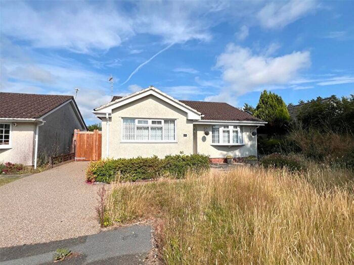 2 Bedroom Bungalow For Sale In Elm Park, Crundale, Haverfordwest, Pembrokeshire, SA62