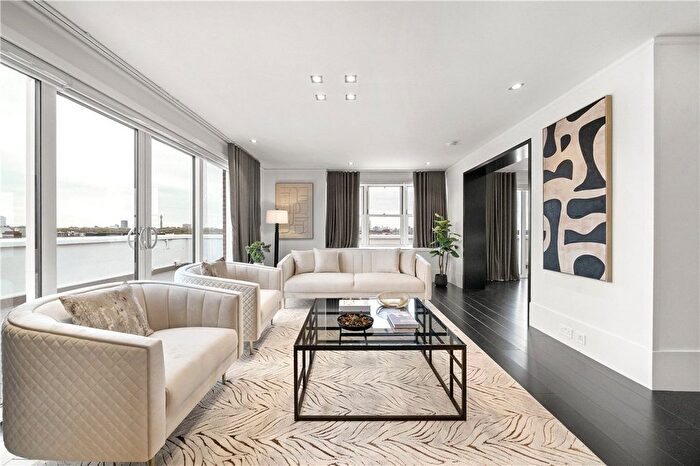 4 Bedroom Flat To Rent In Kingston House South, Ennismore Gardens, Knightsbridge, London, SW7