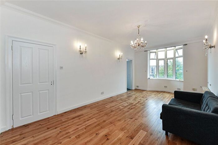 2 Bedroom Flat To Rent In Grove End Gardens, Grove End Road, St John's Wood, London, NW8