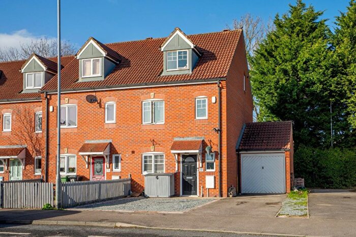 3 Bedroom Town House For Sale In Birch Park, York, YO31
