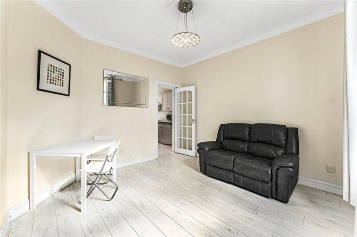 1 Bedroom Apartment To Rent In Clerkenwell Road, London, EC1R