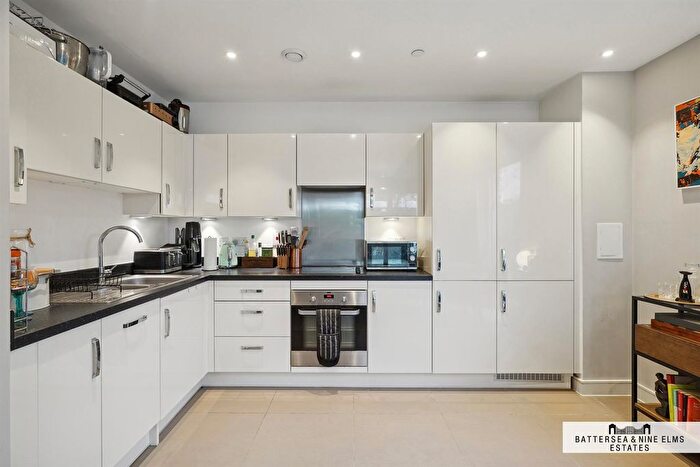 1 Bedroom Flat To Rent In Lowe House, Nine Elms Point, SW8