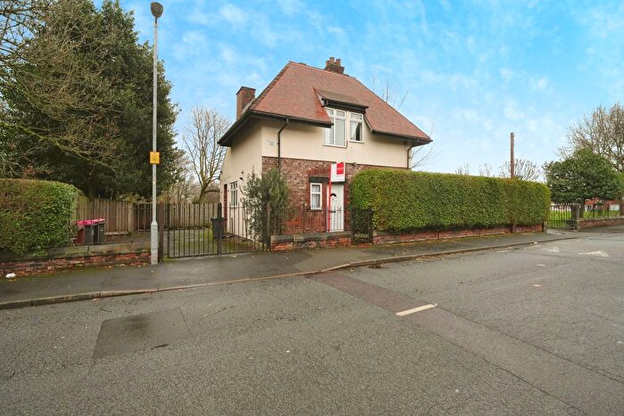 4 Bedroom Terraced House For Sale In Grecian Street, Salford, Lancashire, M7