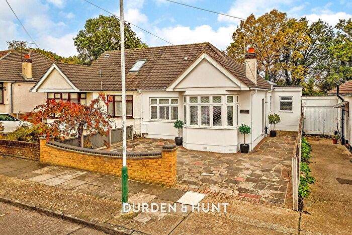 2 Bedroom Semi-Detached House For Sale In Woodhall Crescent, Hornchurch, RM11