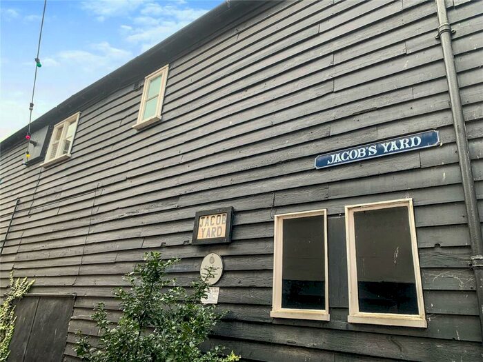 1 Bedroom Flat To Rent In Jacob Yard Preston Street, Faversham, Kent, ME13