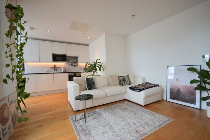 1 Bedroom Apartment To Rent In Sutton Court Road, Sutton, SM1