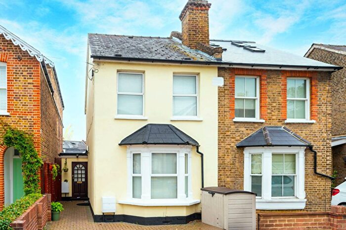 Studio To Rent In Gibbon Road, Kingston, Kingston Upon Thames, KT2