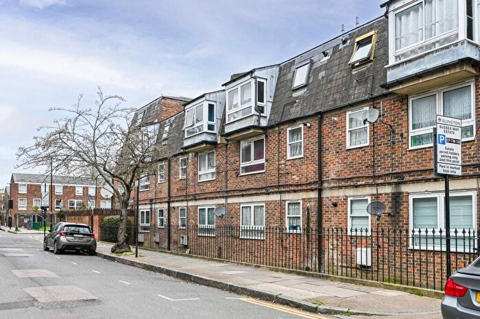 1 Bedroom Flat For Sale In Sussex Way, Archway, London, N19