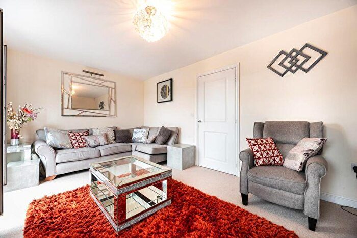 4 Bedroom Terraced House To Rent In Rainbow Road, Erith, DA8