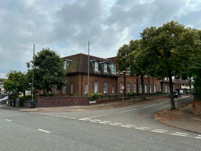 2 Bedroom Flat To Rent In Wilmington Road, Birmingham, B32