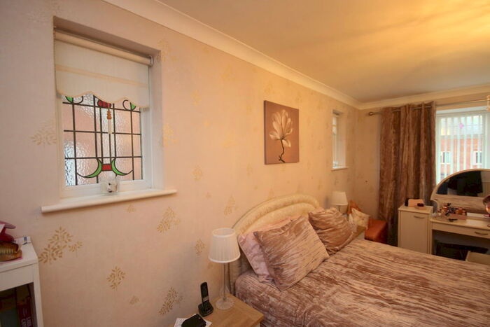 4 Bedroom Detached Bungalow For Sale In Burnt House Road, West Monkseaton, Whitley Bay, NE25