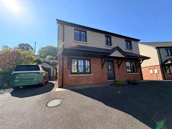 4 Bedroom Detached House For Sale In Llys Dolwerdd, Betws, Ammanford, SA18