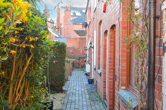 1 Bedroom Terraced House For Sale In South Knighton Road, South Knighton, Leicester, LE2