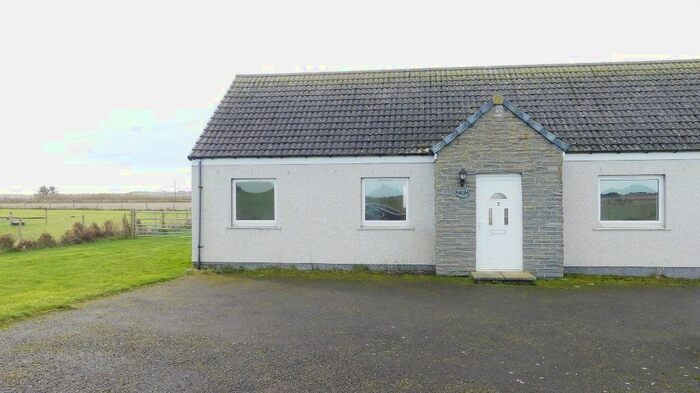 3 Bedroom End Of Terrace House For Sale In Saoirca Cottages, Gillock, KW1