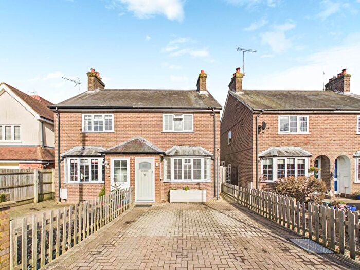 3 Bedroom Semi Detached House For Sale In Dobbins Lane, Wendover, HP22