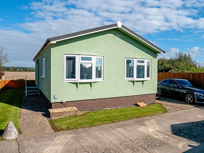 2 Bedroom Park Home For Sale In The Willows, Ford Road, Ford, Arundel, BN18