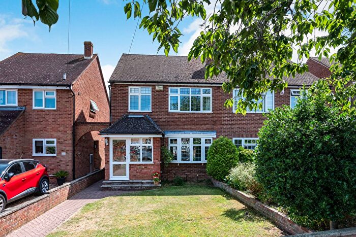 3 Bedroom Semi Detached House For Sale In Miller Road, Gravesend, DA12
