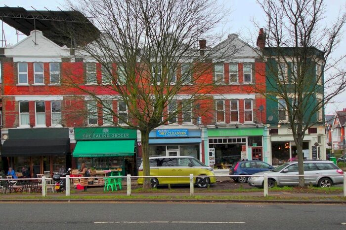 3 Bedroom Property To Rent In St. Marys Road, London, W5