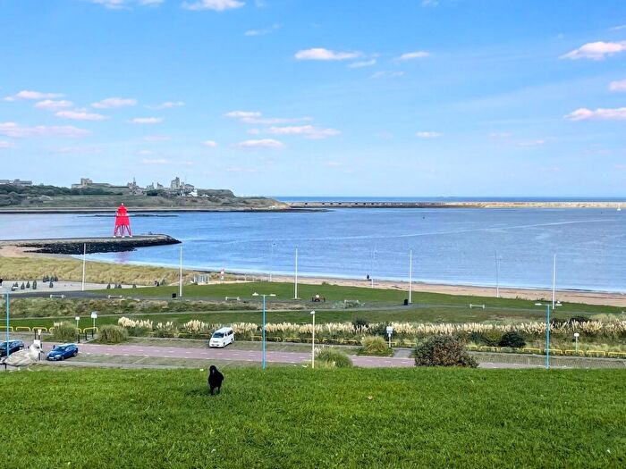 2 Bedroom Apartment For Sale In Lawe Road, Lawe Top, South Shields, Tyne And Wear, NE33