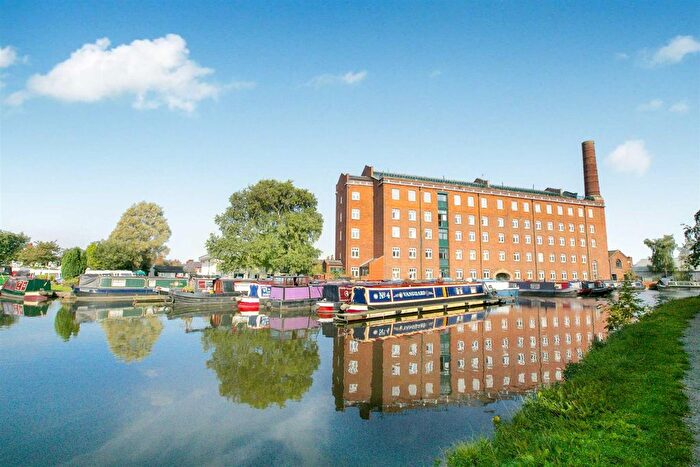 2 Bedroom Flat For Sale In Hovis Mill, Union Road, Macclesfield, SK11