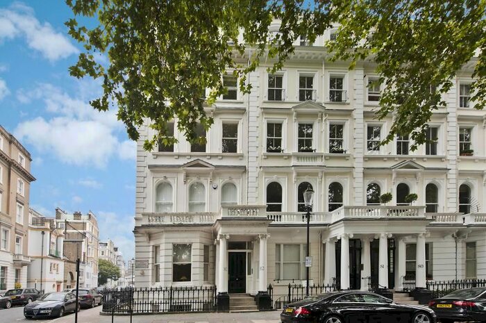 2 Bedroom Flat To Rent In Cornwall Gardens, London, SW7