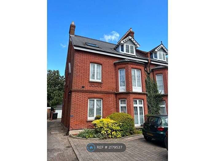 2 Bedroom Flat To Rent In Ditton Road, Surbiton, KT6