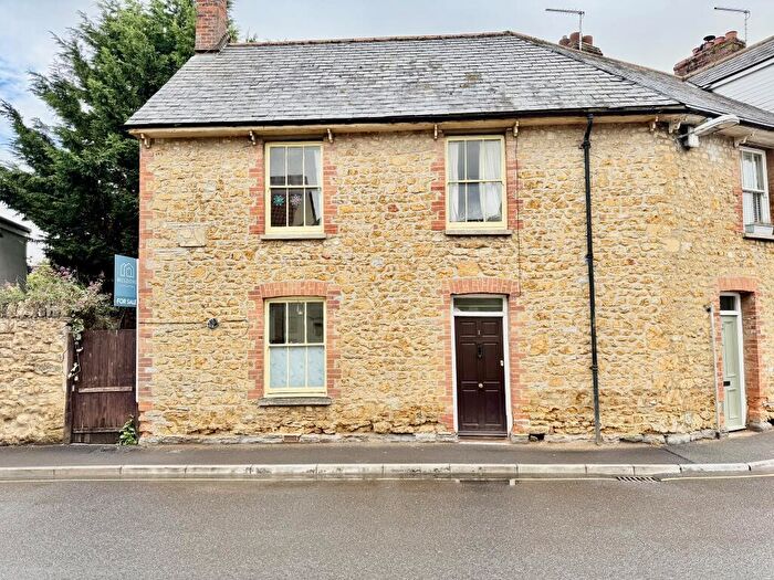 3 Bedroom Cottage For Sale In Ashby Place, Castle Cary, BA7