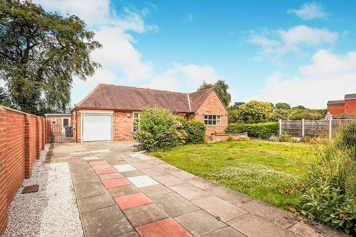 2 Bedroom Bungalow To Rent In Plas Newton Lane, Chester, CH2