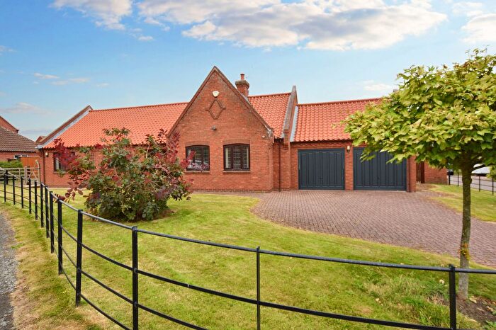 3 Bedroom Detached Bungalow For Sale In The Pastures, Long Bennington, Newark, NG23