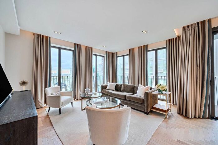 3 Bedroom Flat For Sale In Lewis Cubitt Walk, King's Cross, London, N1C