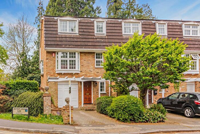 4 Bedroom End Of Terrace House To Rent In Westbury Lodge Close, HA5