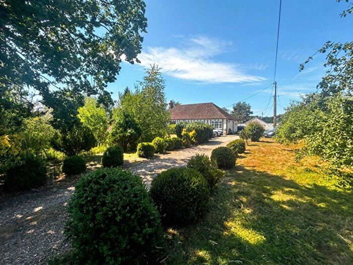4 Bedroom Detached Bungalow For Sale In Headcorn Road, Sutton Valence, ME17