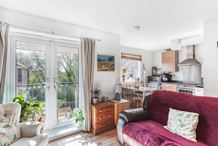 2 Bedroom Apartment To Rent In Badgerdale Way, Heatherton Village, Derby, DE23