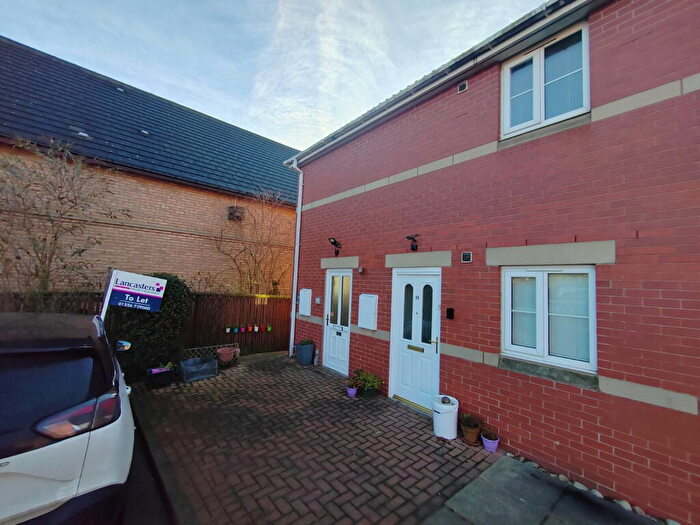 2 Bedroom Apartment To Rent In Chapel Mews, S75