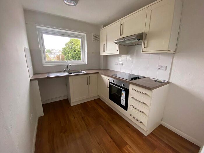 2 Bedroom Flat To Rent In The Platt, Wadebridge, PL27