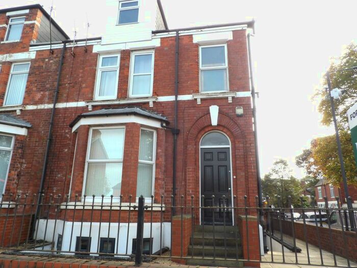 2 Bedroom Flat To Rent In Thorne Road, Doncaster, DN1