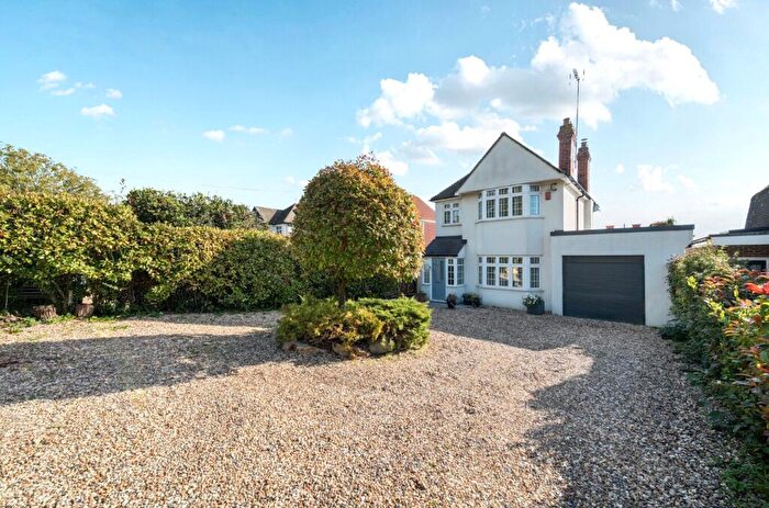3 Bedroom Detached House For Sale In Dartford Road, Horton Kirby, Kent, DA4