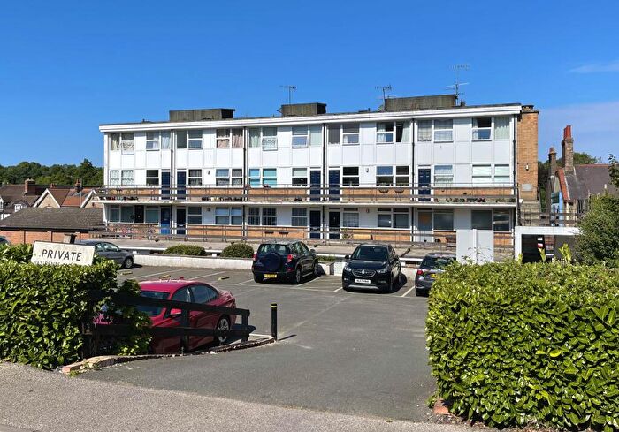 1 Bedroom Apartment To Rent In Broad Street, Chesham, HP5