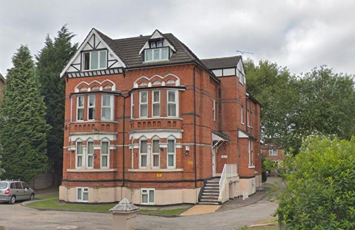 2 Bedroom Apartment To Rent In Seymour Grove, Stretford, M16