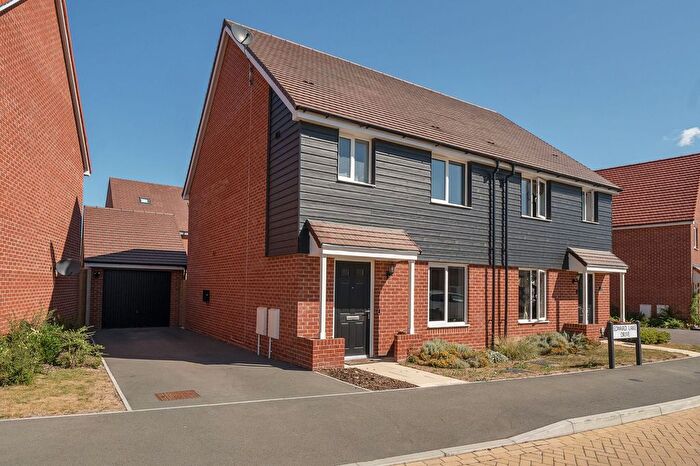 3 Bedroom Semi-Detached House For Sale In Edward Lake Drive, Hoo, Rochester, Kent., ME3